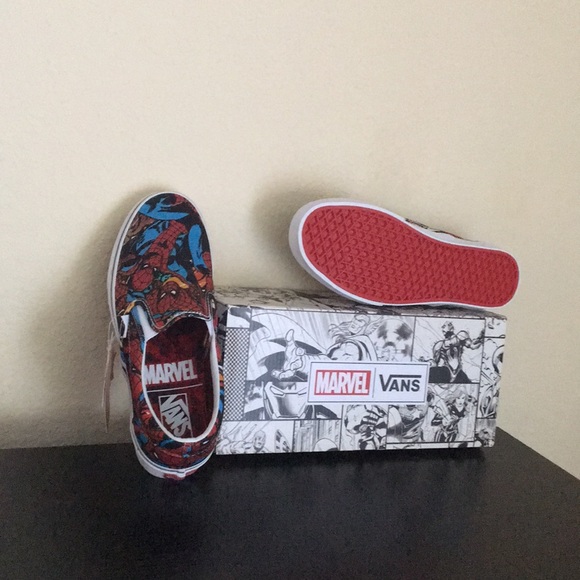 Vans Spider-Man Marvel Men’s Slip On Shoes - Picture 3 of 4